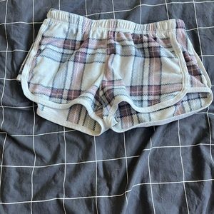 Size: medium Color: plad  Brand: Aeropostale